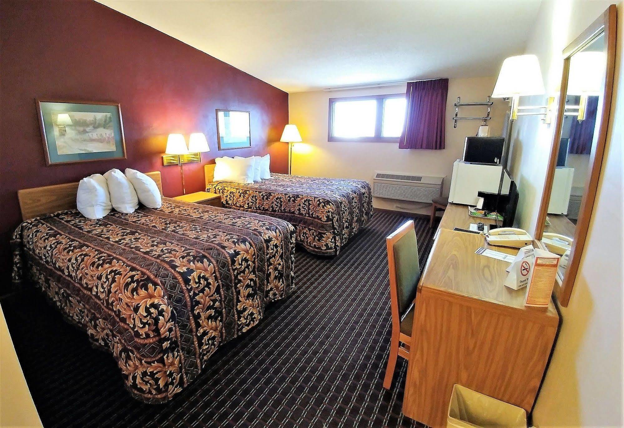 Red Carpet Inn - Windom Exterior photo